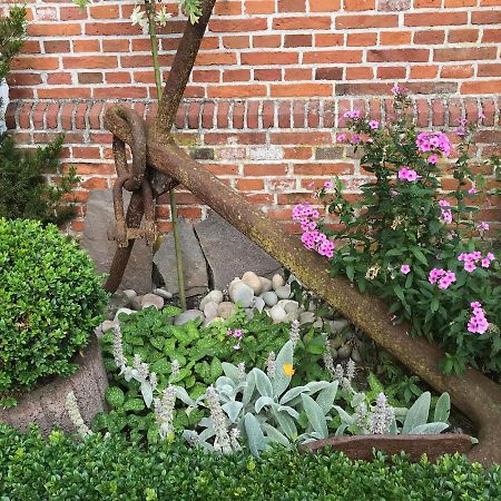 Vier Sterne am Hafen, Ditzum Exterior foto